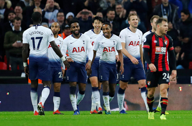 英超第14轮： 范戴克失误致丢球维尔茨造乌龙 利物浦1-1桑德兰（英超第14轮：范戴克失误送礼、维尔茨逼出乌龙，利物浦1-1战平桑德兰）