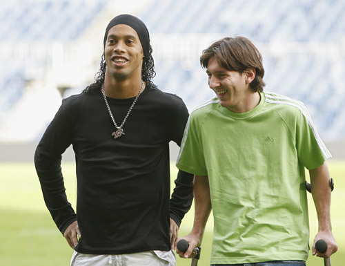 记者：苏亚雷斯决定与迈阿密国际续约一年（记者称苏亚雷斯将与迈阿密国际再续一年）