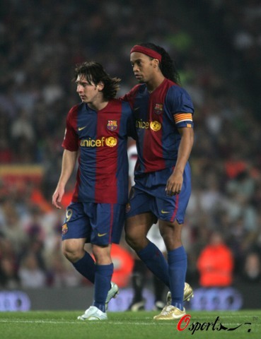 雷霆伤病报告：多尔特、卡鲁索、哈滕将缺席对阵独行侠的比赛（雷霆伤情更新：多尔特、卡鲁索、哈滕缺席战独行侠）