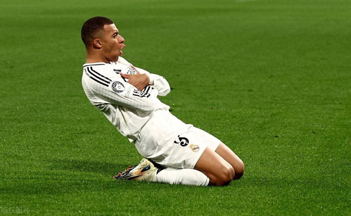 麦迪逊：我们感受到了球迷们的爱，来到中国香港感觉很棒（麦迪逊：球迷的热情让我们倍感温暖，在中国香港的体验很棒）