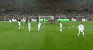 史上最火爆！2025赛季中超联赛现场观众总数首次突破600万（空前热度！2025赛季中超现场观众总数首破600万）