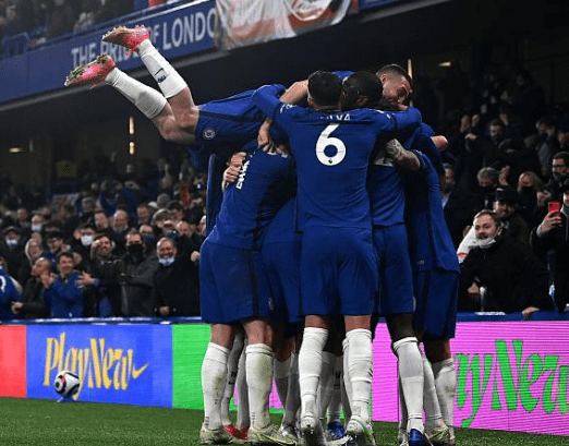 火记：谢泼德在进攻端火力十足，未来将牢牢占据火箭的首发（随队记者：谢泼德进攻端火力爆表，未来有望稳固火箭首发）